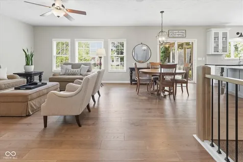 9070 Iris Lane Zionsville IN 46077