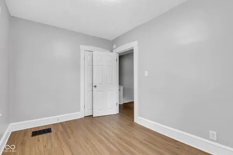 3626 Birchwood Avenue Indianapolis IN 46205