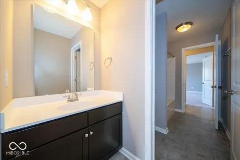14765 Edgebrook Drive Fishers IN 46040