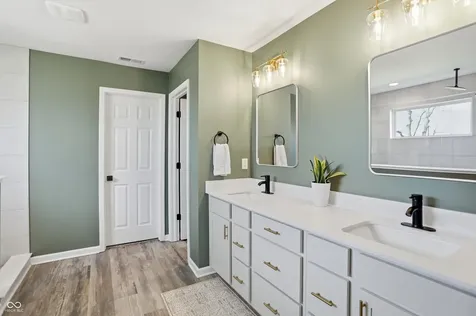 10702 Oak Bend Boulevard Indianapolis IN 46239