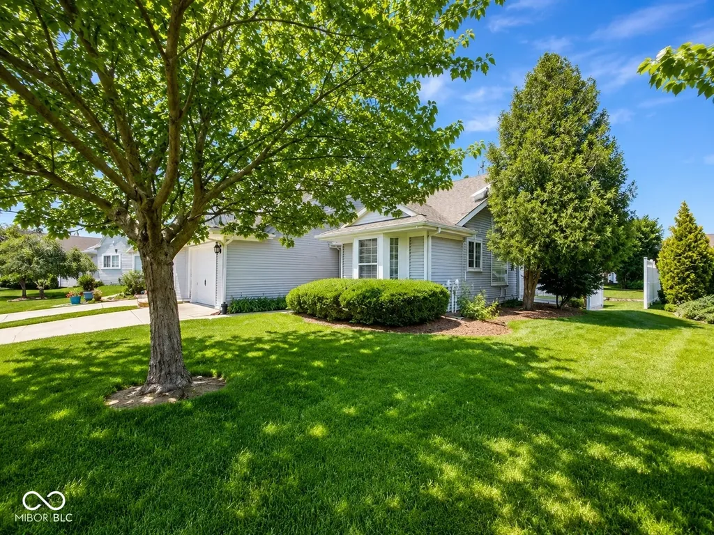 8905 Lahr Court Indianapolis IN 46256