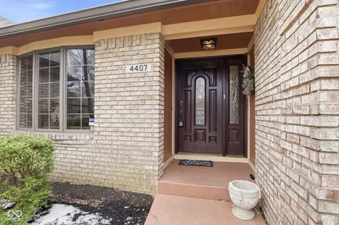 4407 Moss Ridge Lane Indianapolis IN 46237