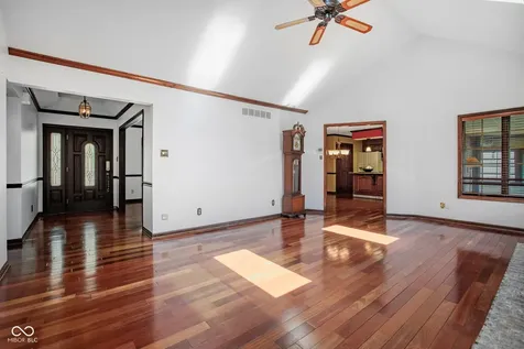 4407 Moss Ridge Lane Indianapolis IN 46237
