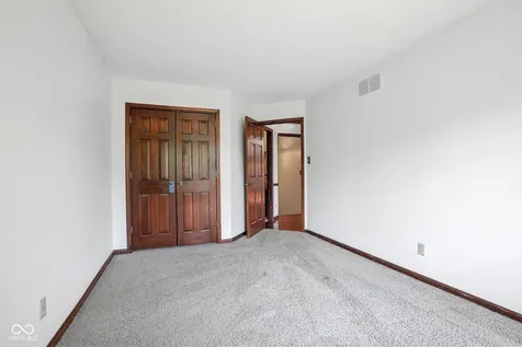 4407 Moss Ridge Lane Indianapolis IN 46237