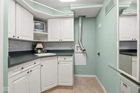 4407 Moss Ridge Lane Indianapolis IN 46237