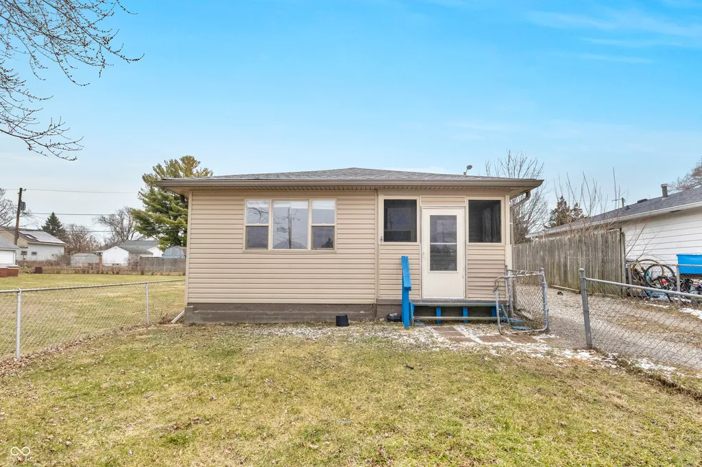 1425 Edgecombe Avenue Indianapolis IN 46227