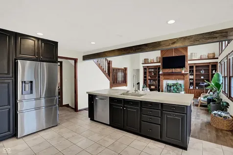 136 W Chalet Drive Mooresville IN 46158