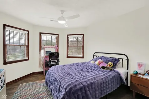 136 W Chalet Drive Mooresville IN 46158