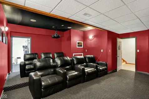 136 W Chalet Drive Mooresville IN 46158