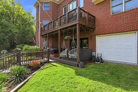 136 W Chalet Drive Mooresville IN 46158