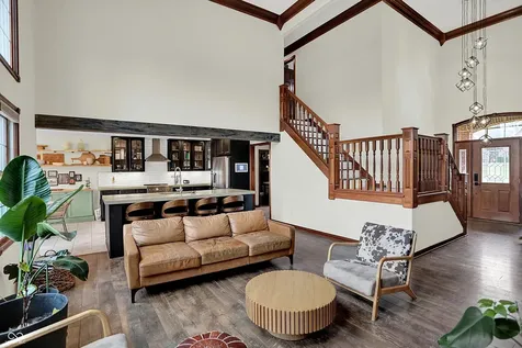 136 W Chalet Drive Mooresville IN 46158