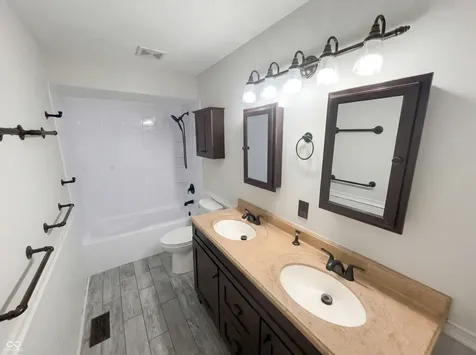 12825 Clifford Circle Carmel IN 46032