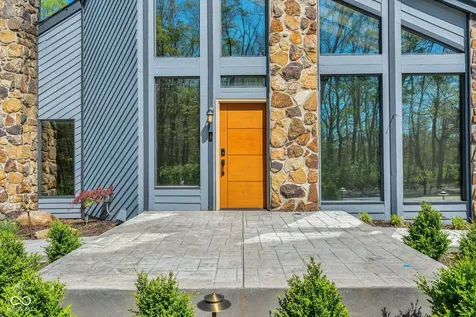 785 Pineview Drive Zionsville IN 46077