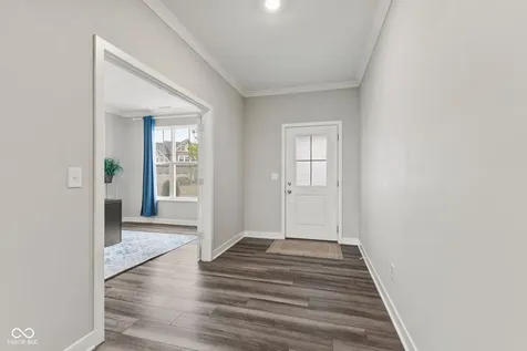 9719 Cimmaron Avenue Mccordsville IN 46055