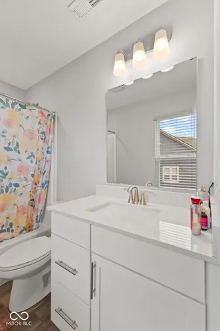 9719 Cimmaron Avenue Mccordsville IN 46055