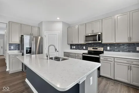 1944 Fairmount Drive Greenfield IN 46140