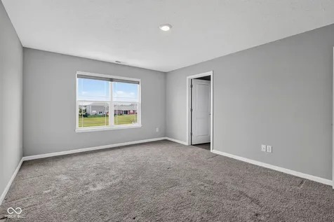 1944 Fairmount Drive Greenfield IN 46140
