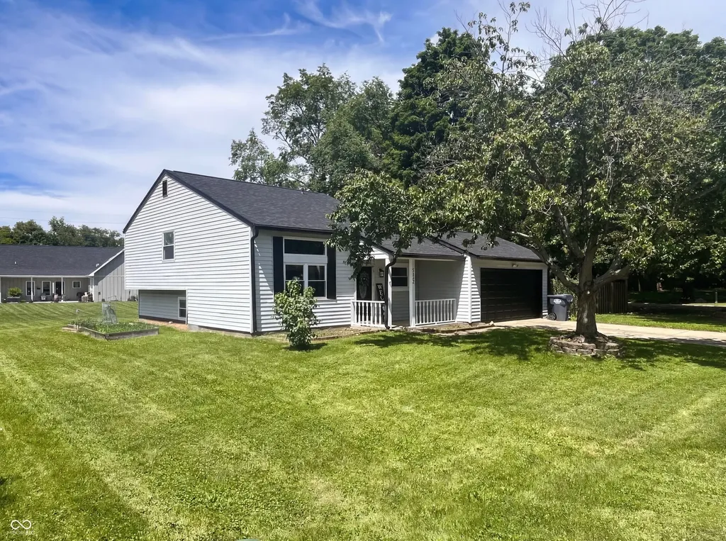 2622 Bridle Anderson IN 46012