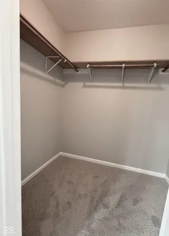 2622 Bridle Anderson IN 46012