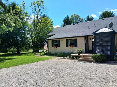 1022 E 600 S Franklin IN 46131