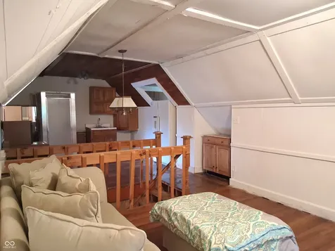 1022 E 600 S Franklin IN 46131