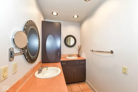1870 E 106th Street Carmel IN 46032