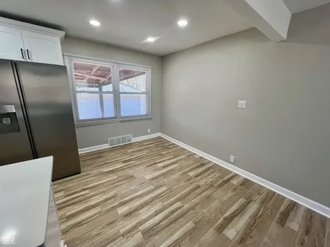 5736 Sharon Road Indianapolis IN 46228