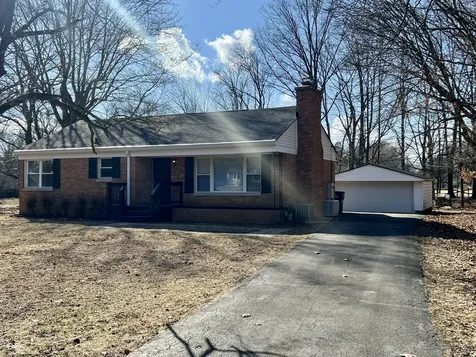 5736 Sharon Road Indianapolis IN 46228