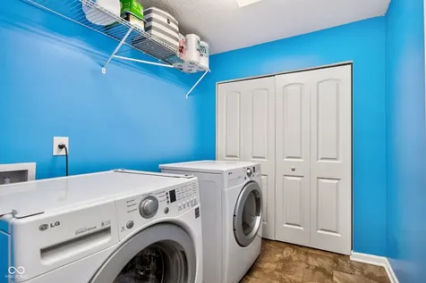 5783 Blue Sky Drive Whitestown IN 46075
