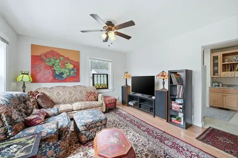 236 W 33rd Street Indianapolis IN 46208