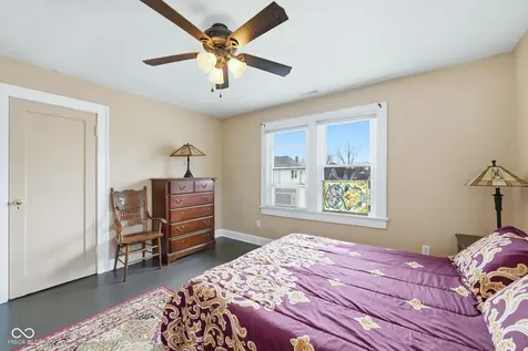 236 W 33rd Street Indianapolis IN 46208