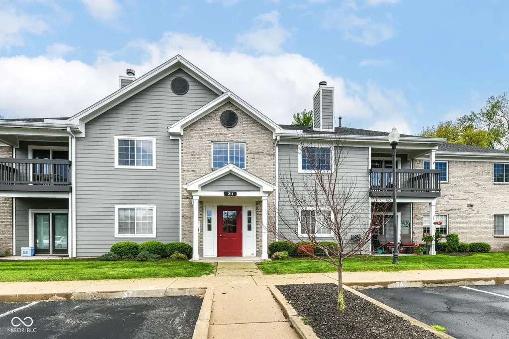211 Faulkner Court Carmel IN 46032