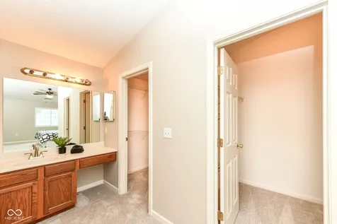 211 Faulkner Court Carmel IN 46032