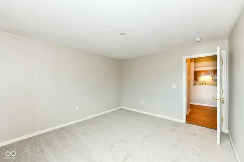 211 Faulkner Court Carmel IN 46032