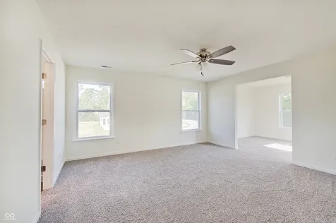 4975 E Daisy Lane Mooresville IN 46158