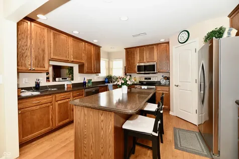 5514 Coventry Park Way Indianapolis IN 46237