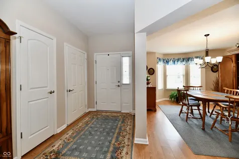 5514 Coventry Park Way Indianapolis IN 46237
