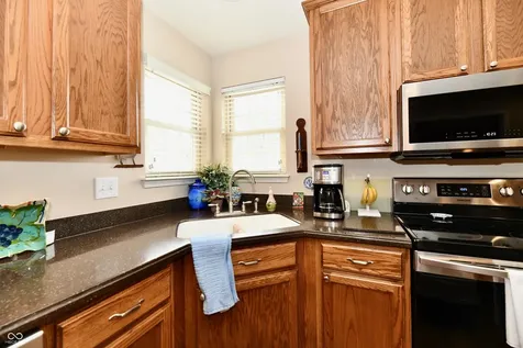 5514 Coventry Park Way Indianapolis IN 46237