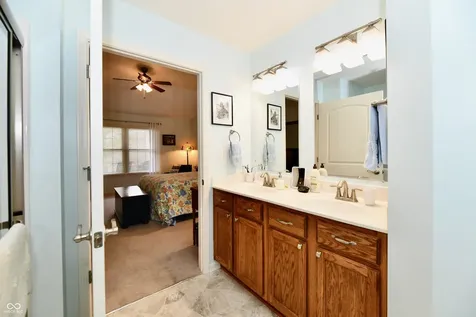 5514 Coventry Park Way Indianapolis IN 46237