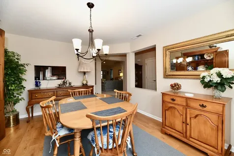 5514 Coventry Park Way Indianapolis IN 46237