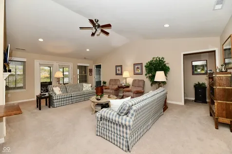 5514 Coventry Park Way Indianapolis IN 46237