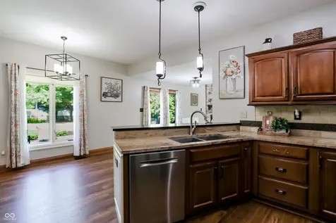 1159 Paris Drive Franklin IN 46131