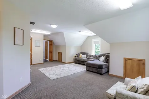 1159 Paris Drive Franklin IN 46131