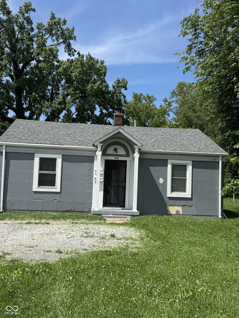 4920 E 34th Street Indianapolis IN 46218