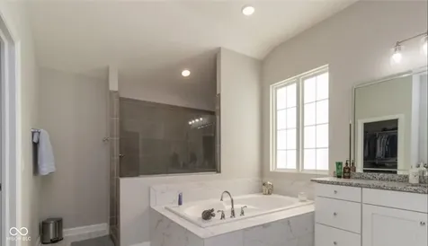 5146 Oak Ridge Trail Columbus IN 47201