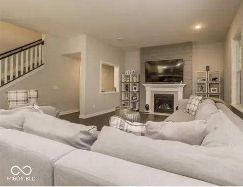 5146 Oak Ridge Trail Columbus IN 47201