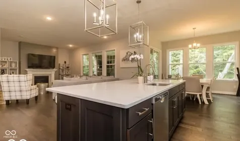 5146 Oak Ridge Trail Columbus IN 47201