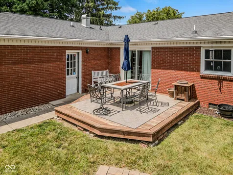 1511 Crescent Drive Columbus IN 47203