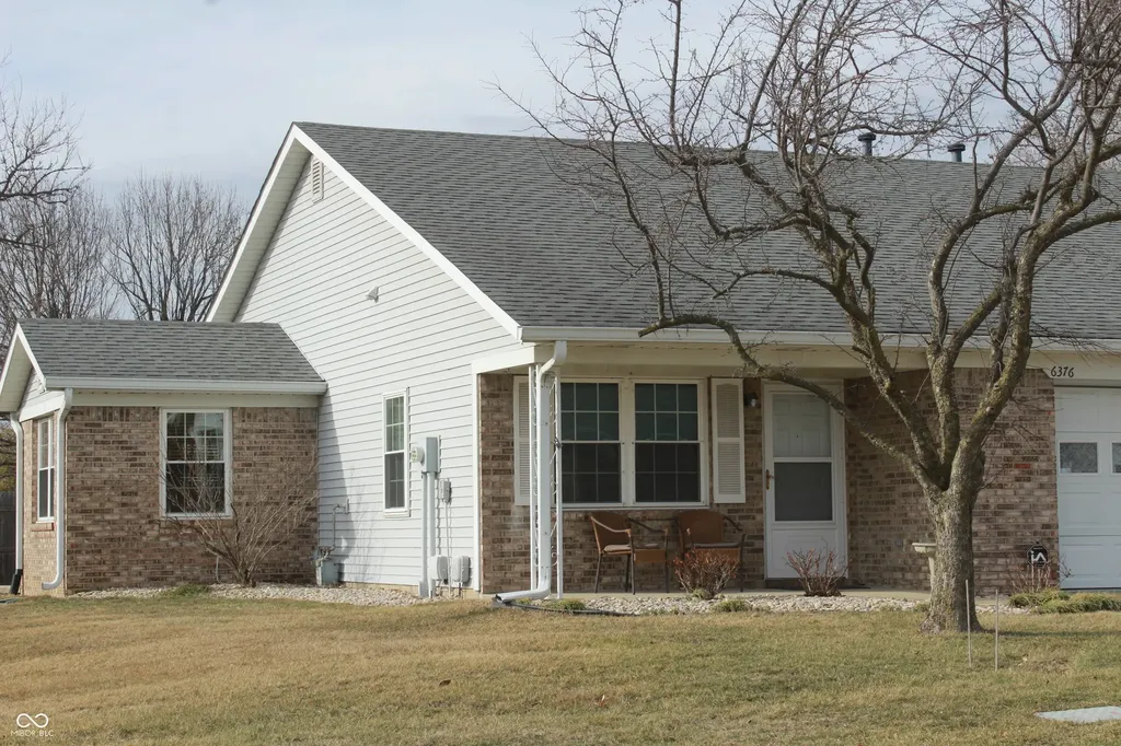 6376 Village Oak Court Indianapolis IN 46236