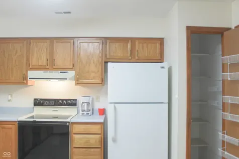 6376 Village Oak Court Indianapolis IN 46236